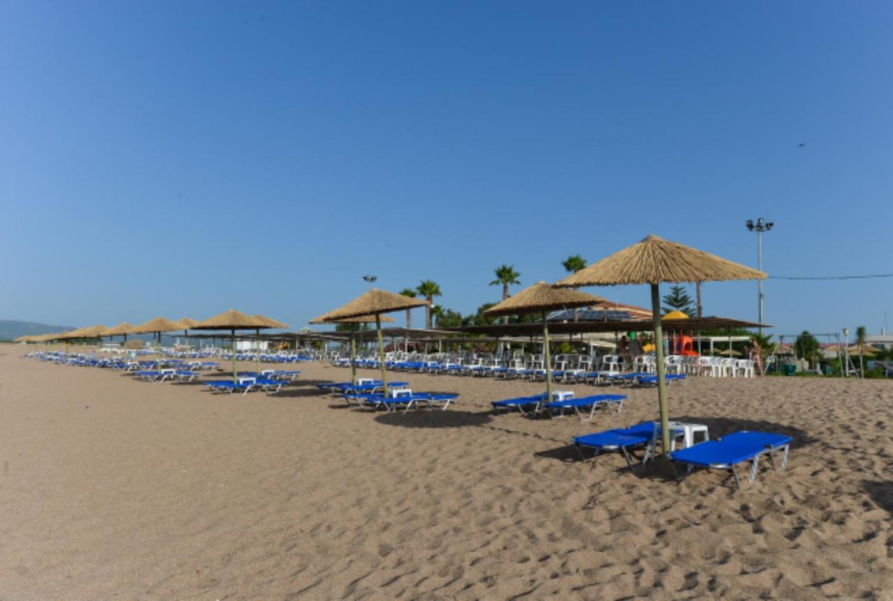 Buka Sandy Beach Messíni Exterior foto